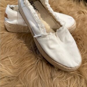 Toms Women's Cream Espadrilles